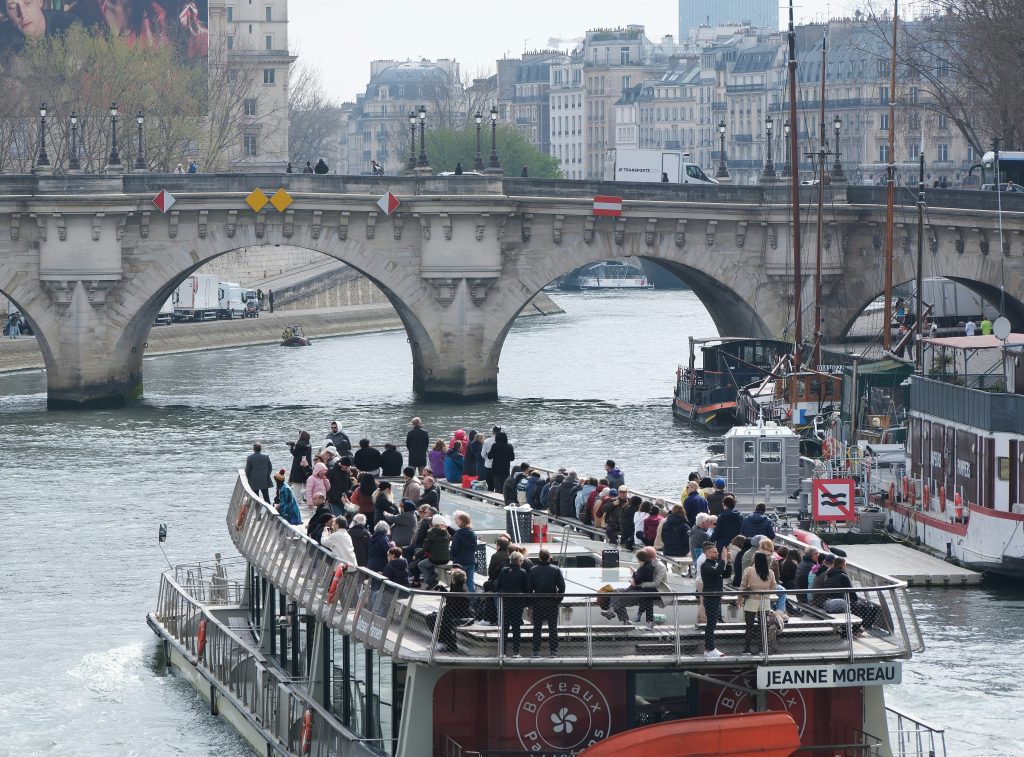まとめ：セーヌ川クルーズは昼か夜か？
