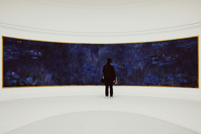 オランジュリー美術館モネの「睡蓮」
